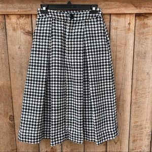 Who What Wear Houndstooth Midi Skirt Size 2